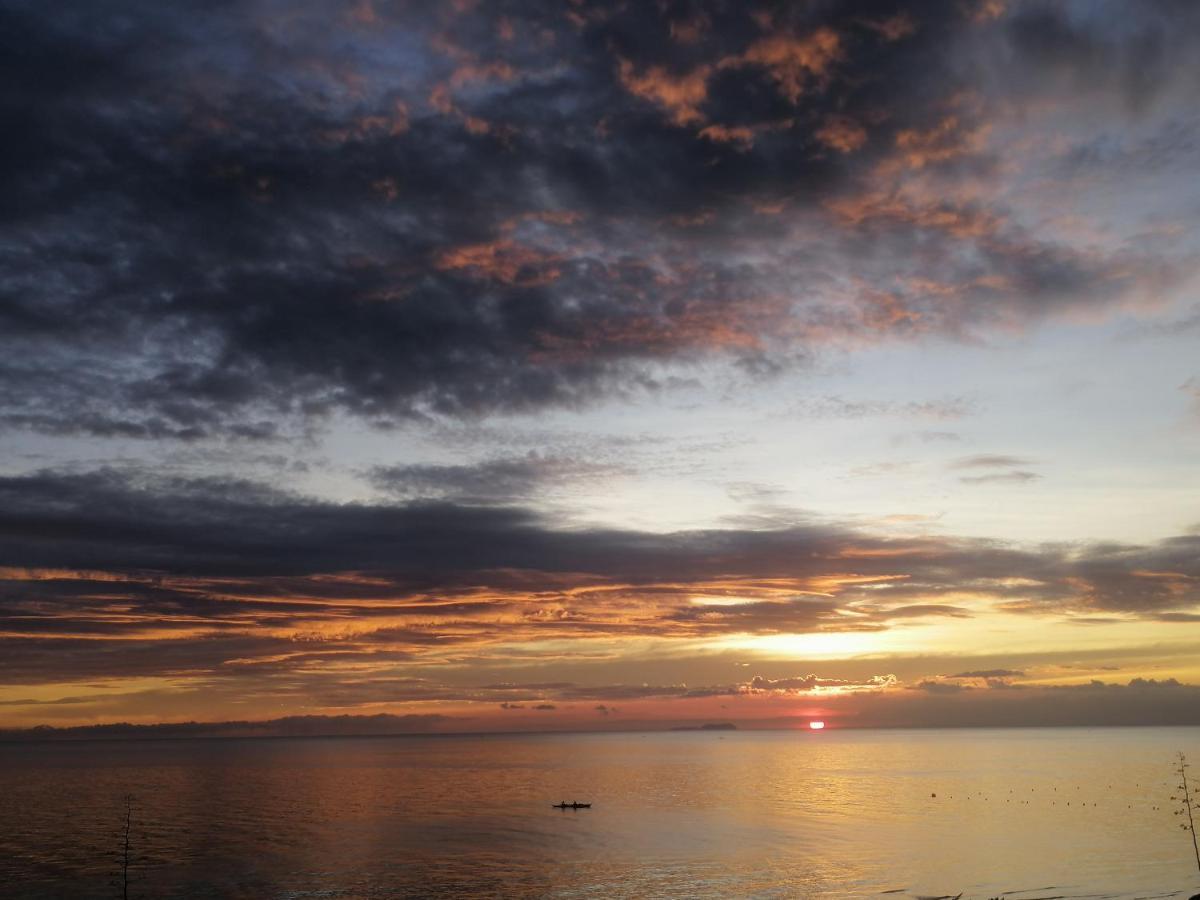Almare Guest House Siquijor San Juan  Exteriör bild